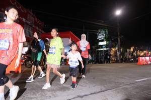 BIB: 745, 4470, 4094
                            <button type="button" onclick="openModal(26263501)" class="btn btn-primary btn-sm float-right btn-popup" data-toggle="modal" data-target=".modal-high-quality">
                        <i class="fas fa-shopping-cart"></i> Add to Cart
                    </button>
                                            <button type="button" onclick="isThisMe(26263501, true)" class="btn btn-success btn-sm float-right btn-popup btn-isme hidden" data-toggle="tooltip" data-placement="bottom" title="นี่คือรูปของคุณใช่ไหม คลิกที่นี่เพื่อเอาเข้าอัลบั้ม">
                        <i class="fas fa-plus"></i> Add to album
                    </button>
                    <button type="button" onclick="isThisMe(26263501, false)" class="btn btn-warning btn-sm float-right btn-popup btn-isnotme hidden">
                        <i class="fas fa-ban"></i> Remove from album
                    </button>